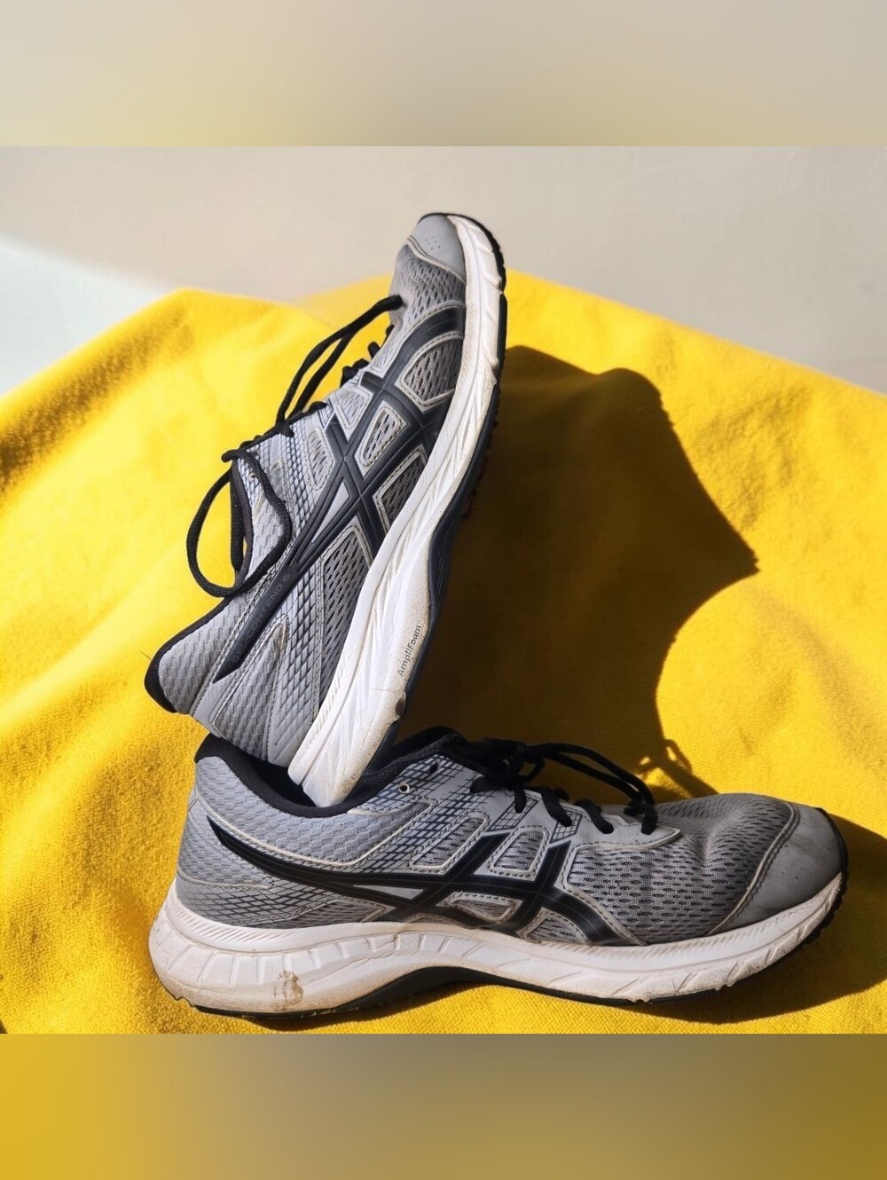 ASICS Gel-Contend 6 Men’s Grey Black Shoes Size 9.5